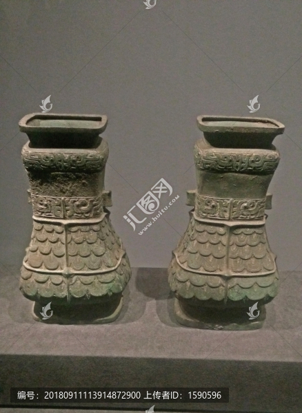 青銅壺