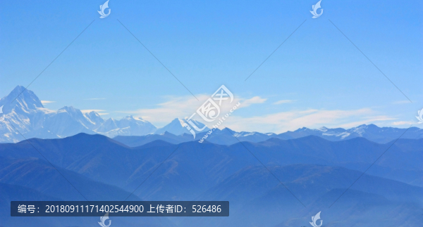 山巒起伏