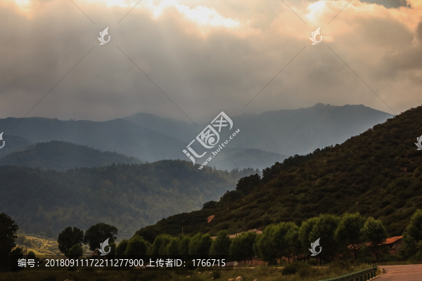 光影云頂山