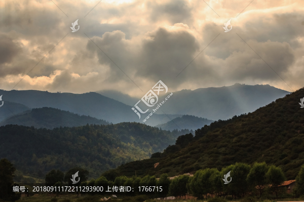 光影云頂山
