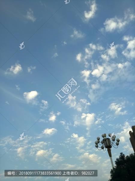 藍天白云