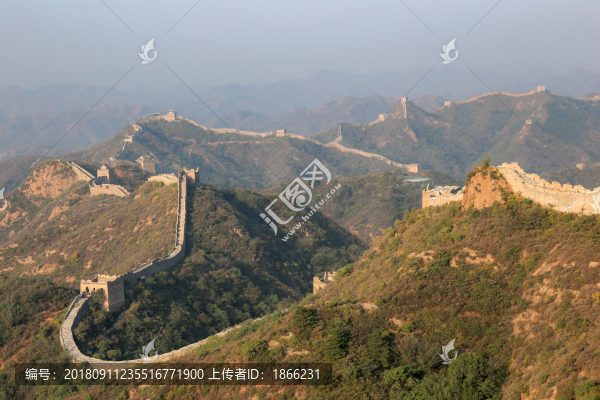 秋天的金山嶺長(zhǎng)城