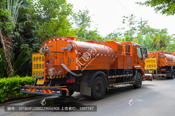 園林澆水車