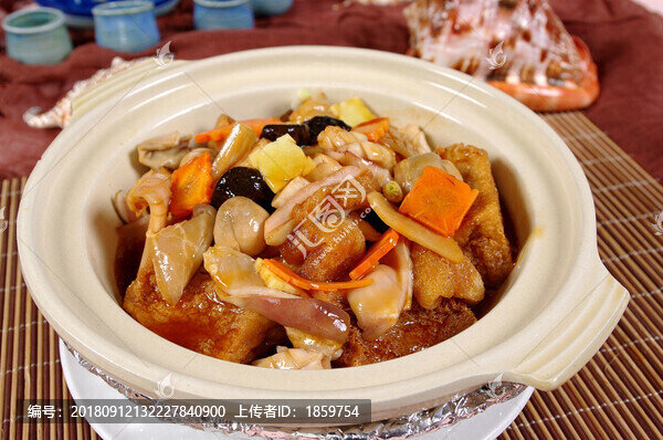 八珍豆腐煲