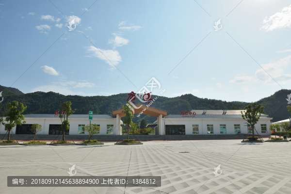 高速公路服務(wù)區(qū)