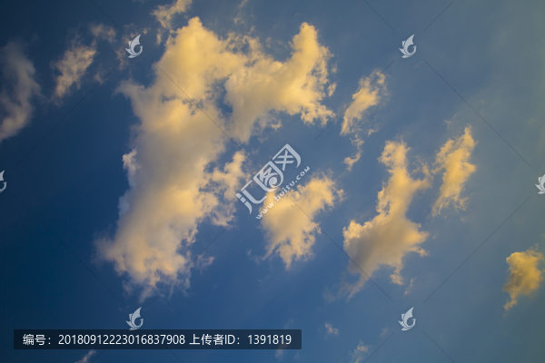 藍(lán)天白云
