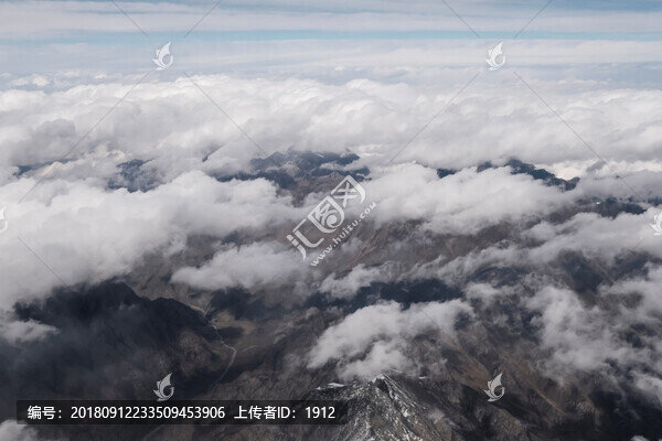 飛越天山