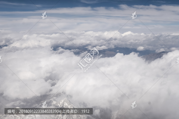 飛越天山