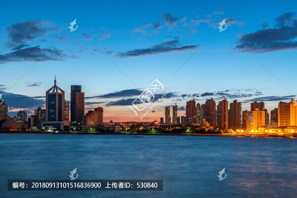 青島棧橋風(fēng)光夜景