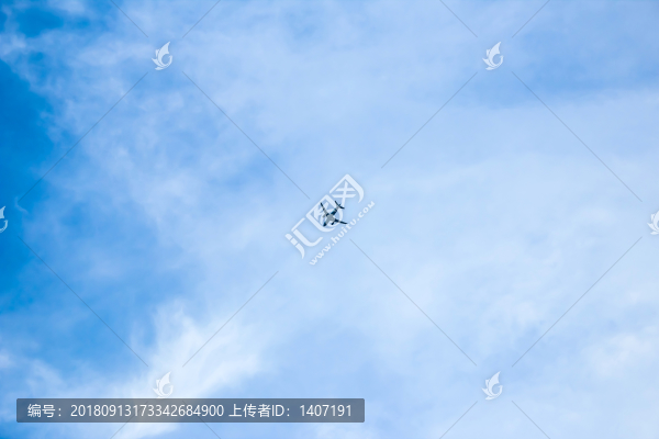 藍(lán)天白云