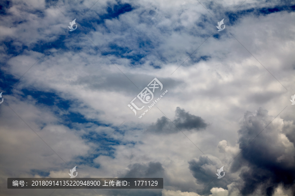 天空白云