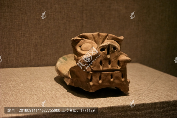出土蹲獸