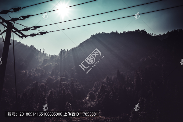 山谷溪流