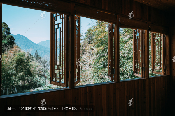山居