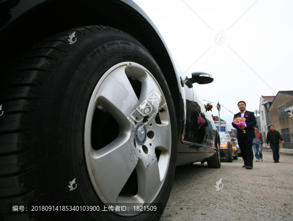 婚車迎親