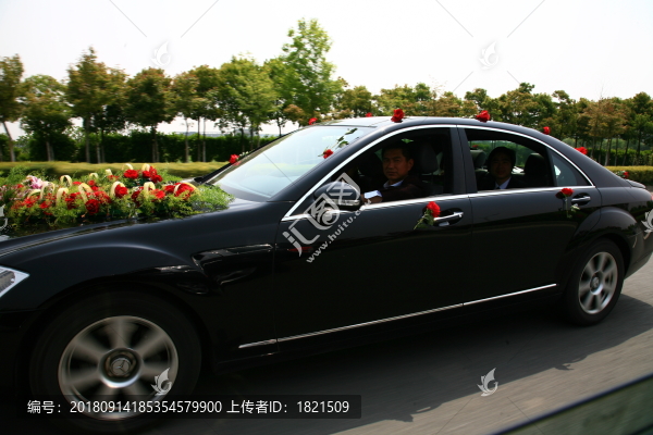 婚車迎親