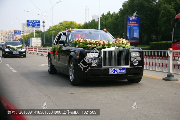 婚車迎親