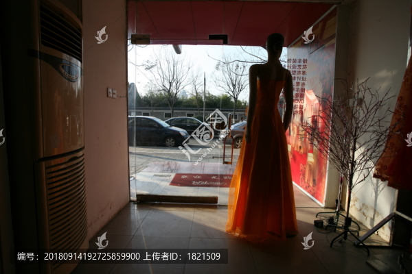 服飾櫥窗