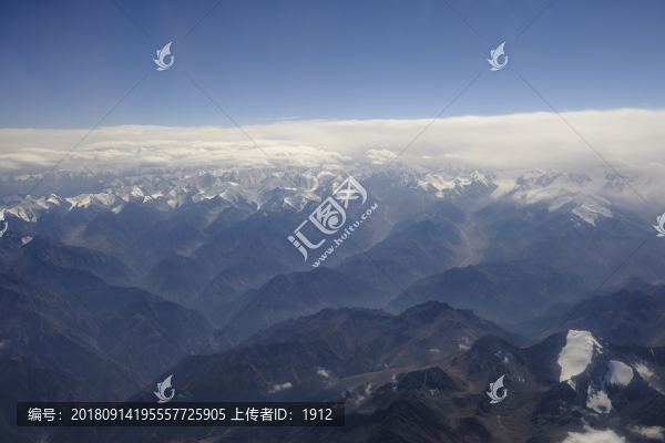 天山