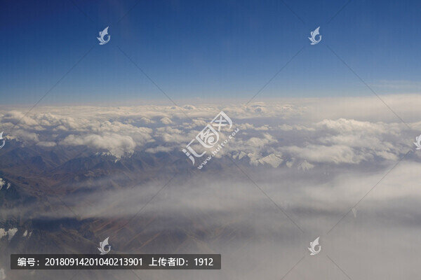 俯瞰天山