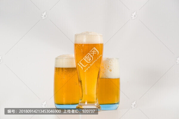 冰鎮(zhèn)啤酒海報