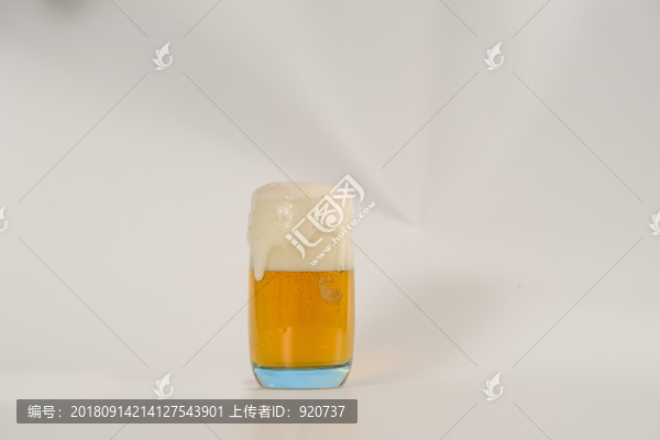 啤酒海報