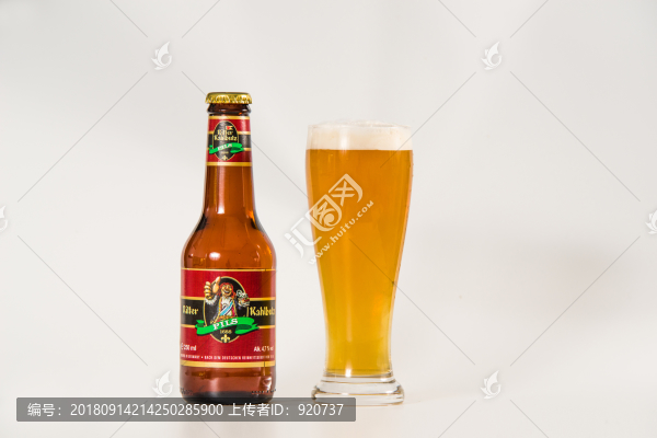 啤酒海報