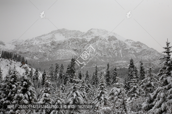 雪山