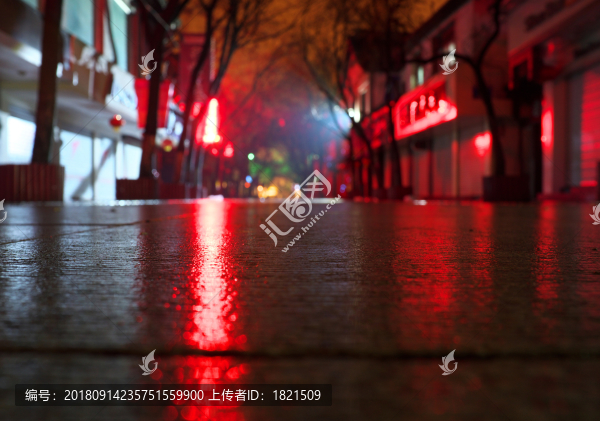 江蘇,南京,街頭,夜色,燈光,樹影,影子,水,雨后,路面