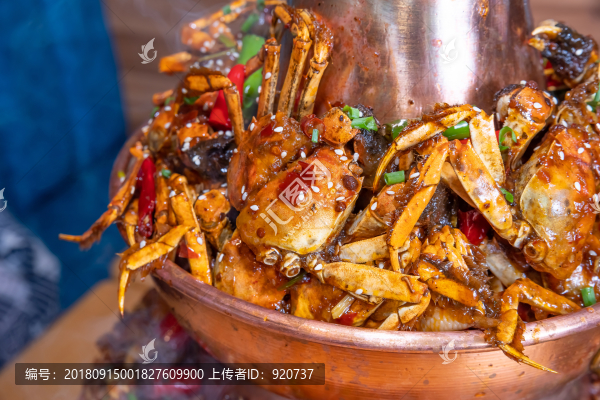 肉蟹牛蛙塔