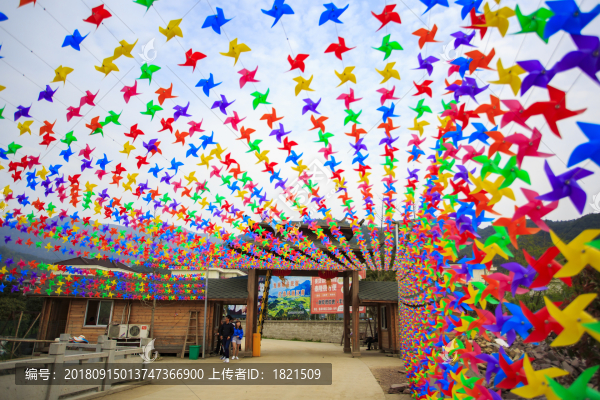 浙江,臺(tái)州,臨海,上江村,百花園,風(fēng)車,春天,小溪,田園,鄉(xiāng)村