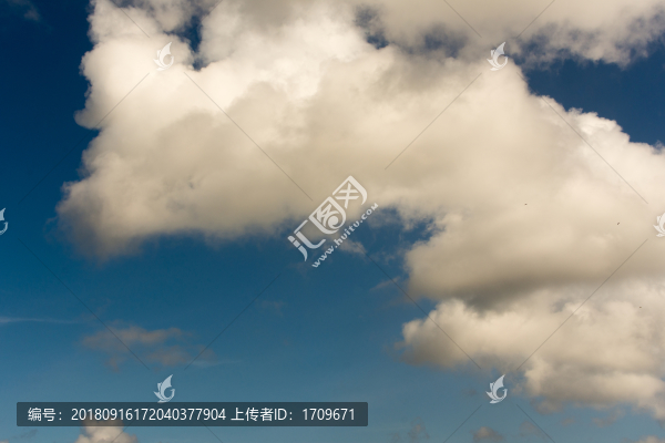 藍天白云