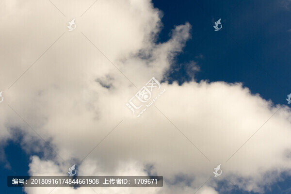 藍(lán)天白云