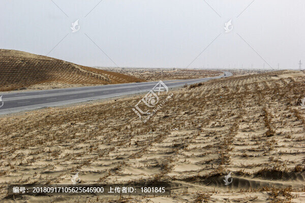 沙漠公路草方格