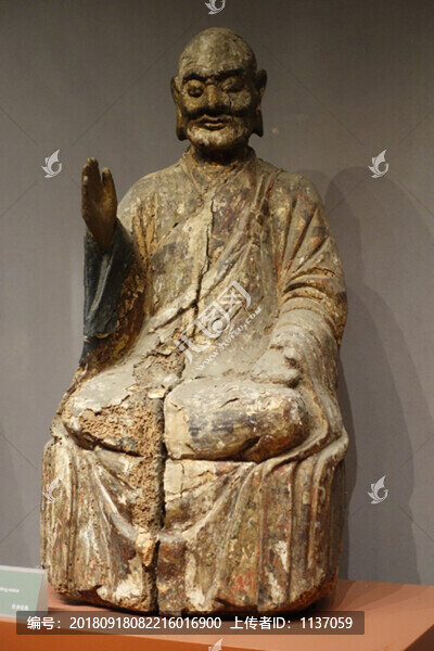 明代泥塑羅漢坐像