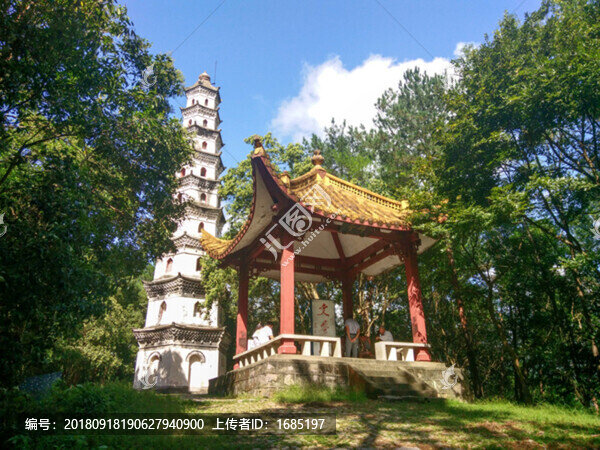 躍龍山風(fēng)光
