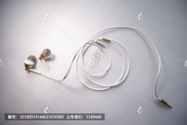 耳機(jī)