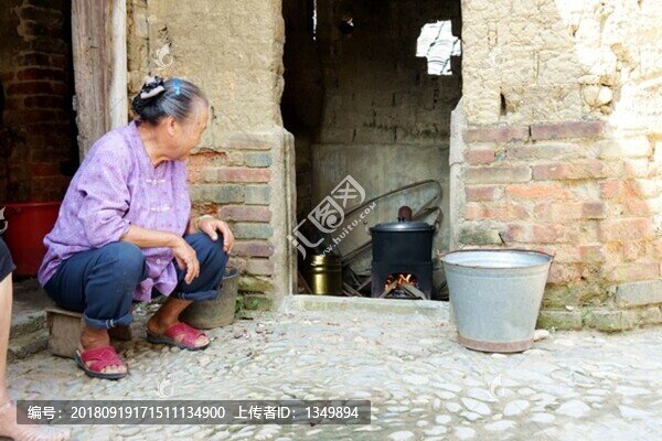 農(nóng)村留守老人