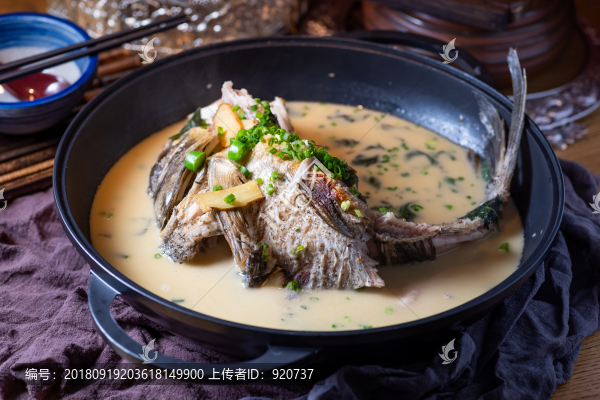 川香水煮魚