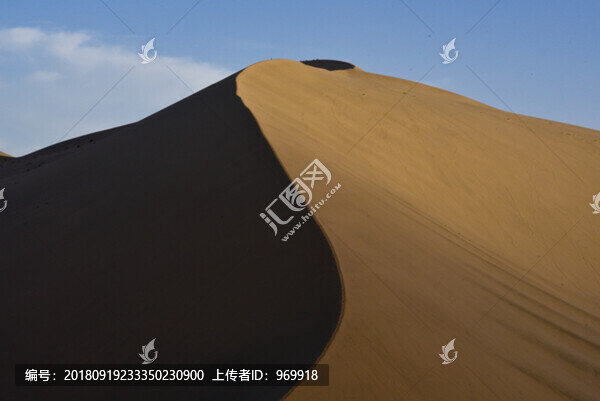 鳴沙山