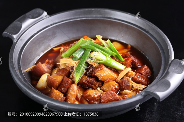 紅燒肉煨豆筍