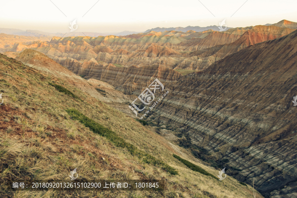 五彩山