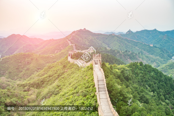 夏天的金山嶺長(zhǎng)城