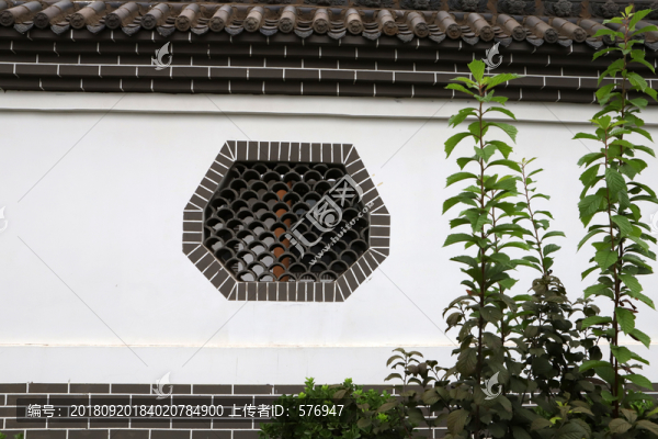 白墻