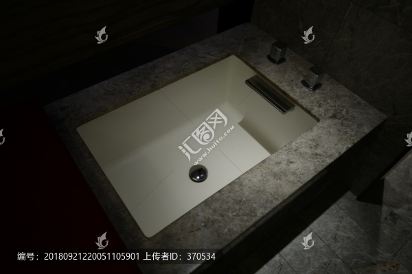 酒店
