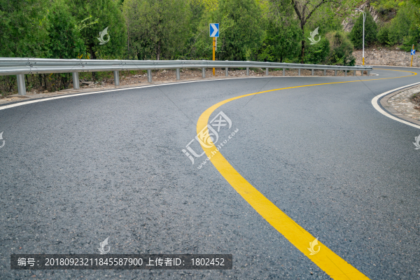 公路路面特寫素材