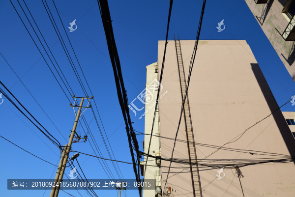 居民區(qū)輸電通信線路