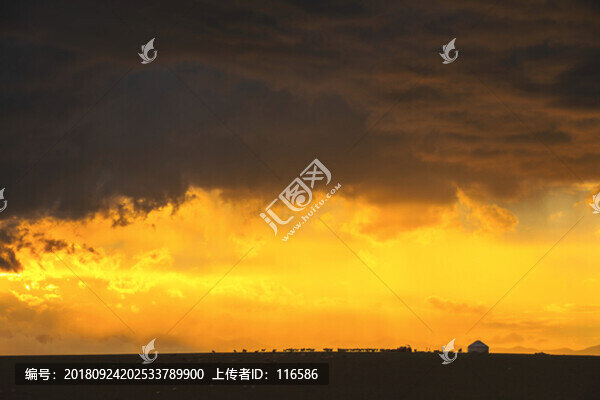 草原暮色