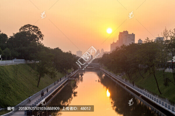 日出西安-匯圖網(wǎng) www.fosd68.com 日出西安