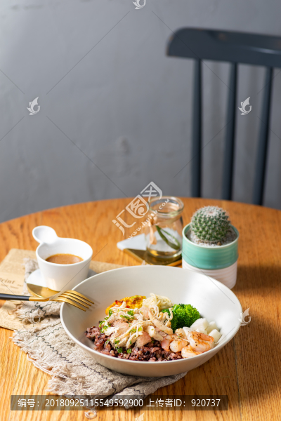 藜麥拌飯